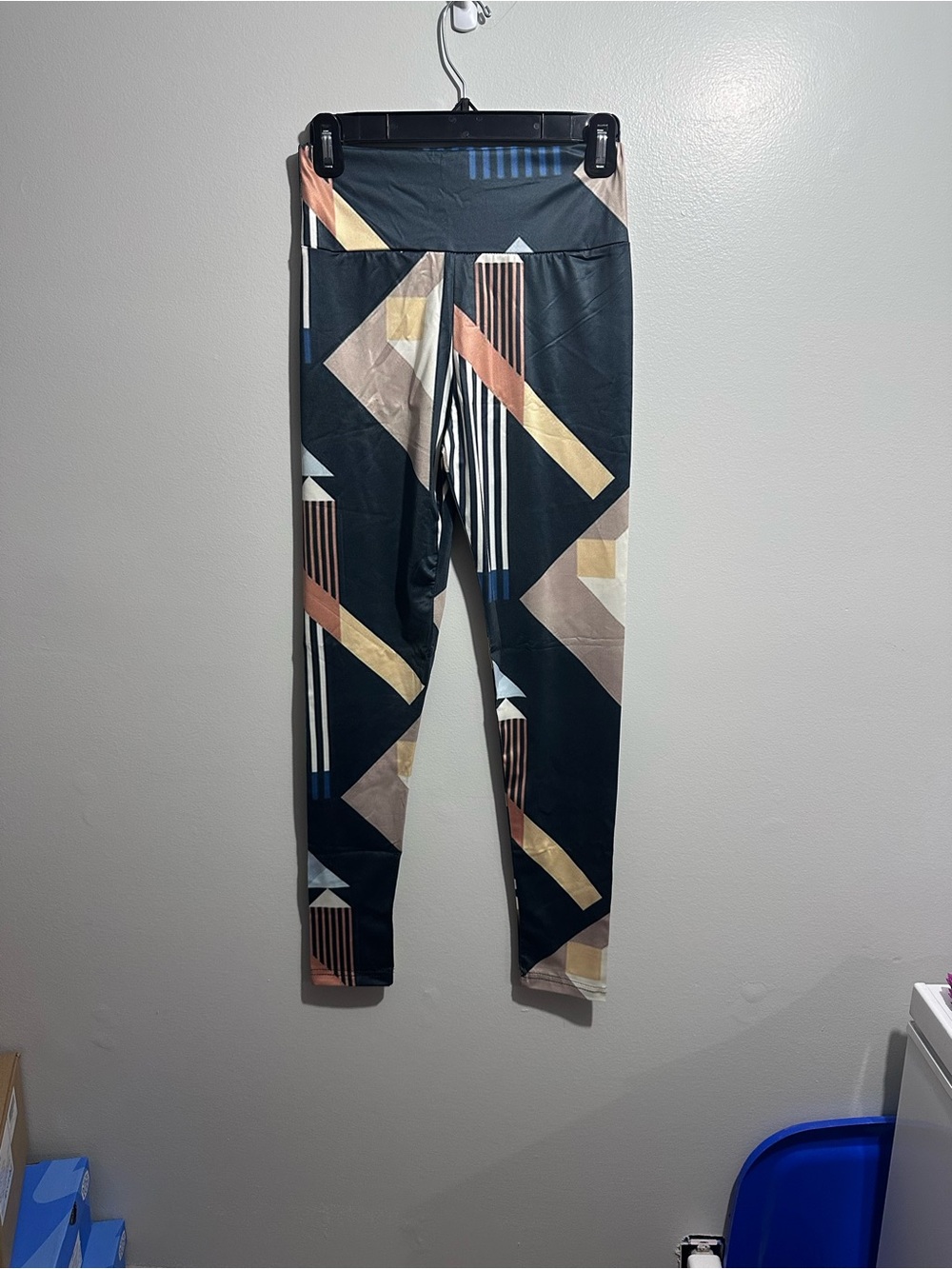 Geometric Print High-Rise Leggings Black Neutral Accents Size M (1491)